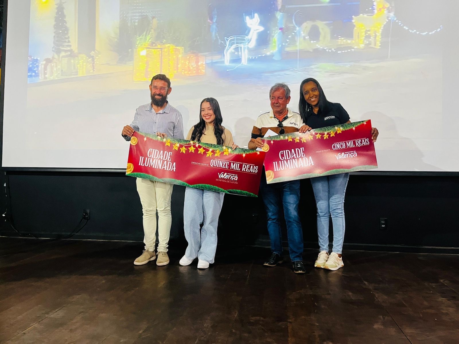 Sorteio público define vencedores do concurso “Cidade Iluminada, Família Premiada” em Valença