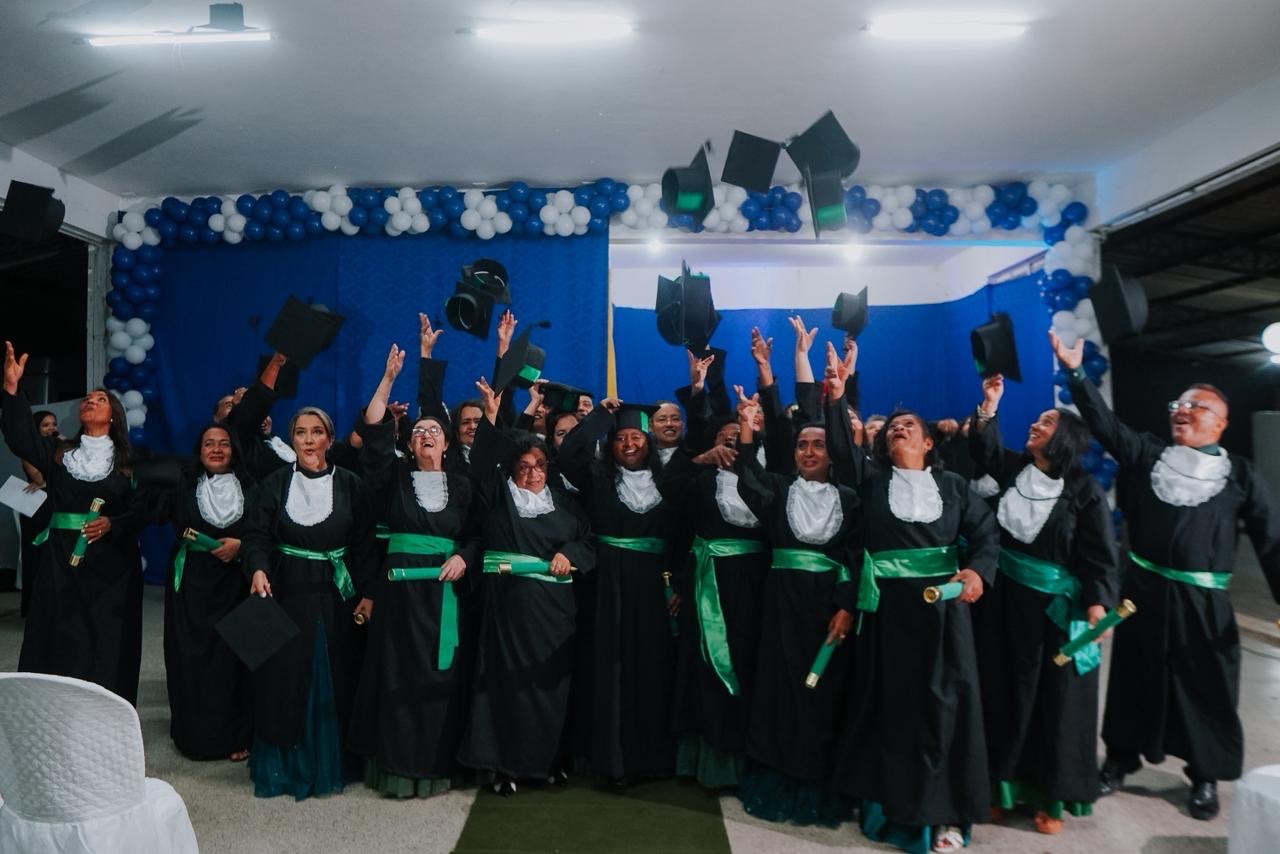 Valença forma 61 novos técnicos ACS e ACE em cerimônia de colação simbólica