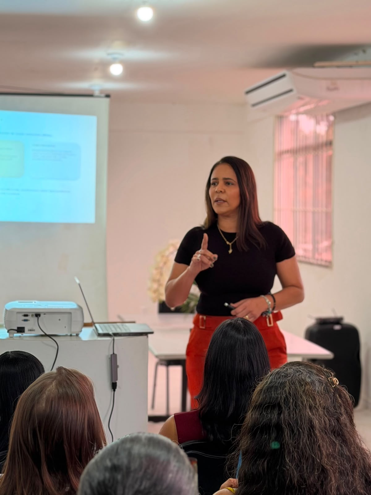Profissionais de Enfermagem de Valença participam de capacitação sobre prevenção e tratamento de feridas