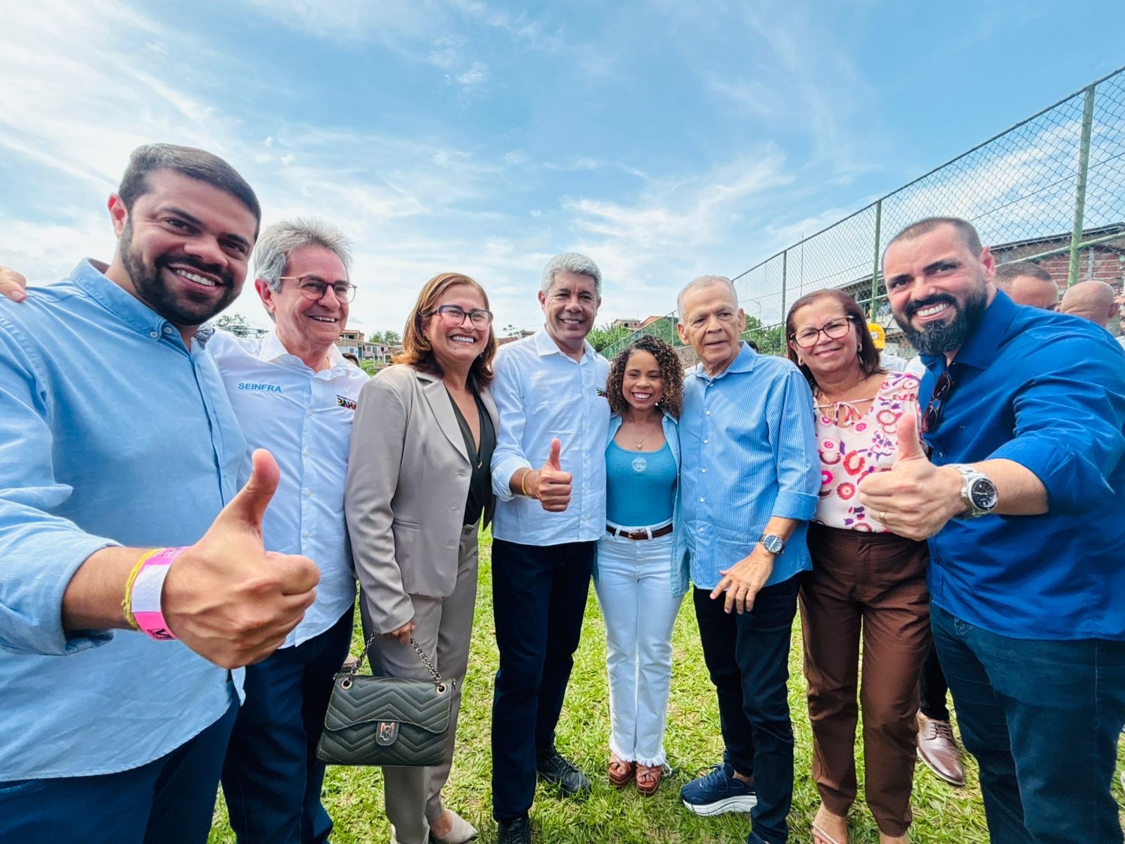 Prefeito Marcos Medrado acompanha governador Jerônimo Rodrigues em Cairu e garante início de obras importantes para Valença