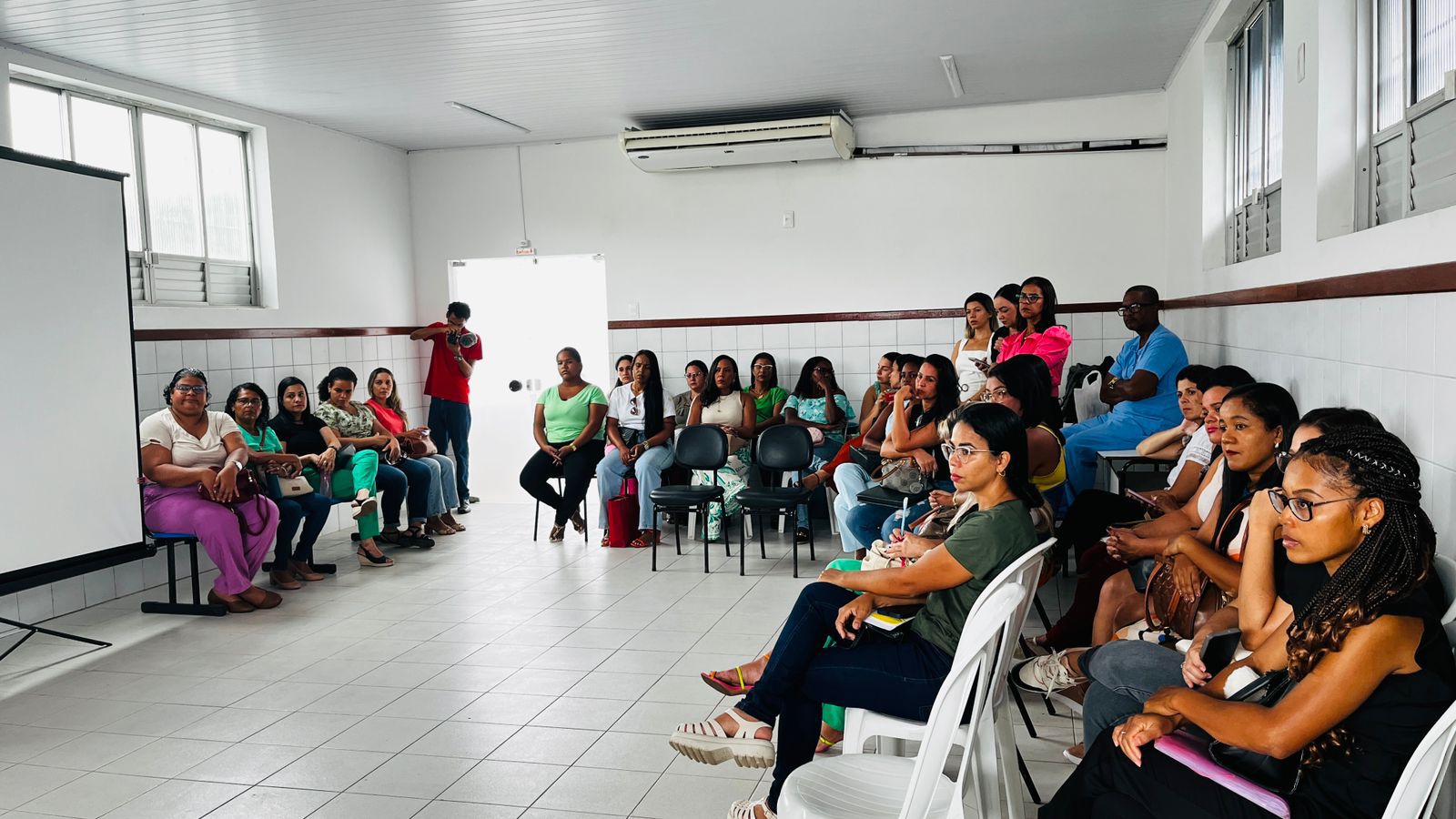 Equipe técnica e coordenadores das Unidades Básicas de Saúde da Prefeitura Municipal de Valença se reúnem nesta segunda-feira