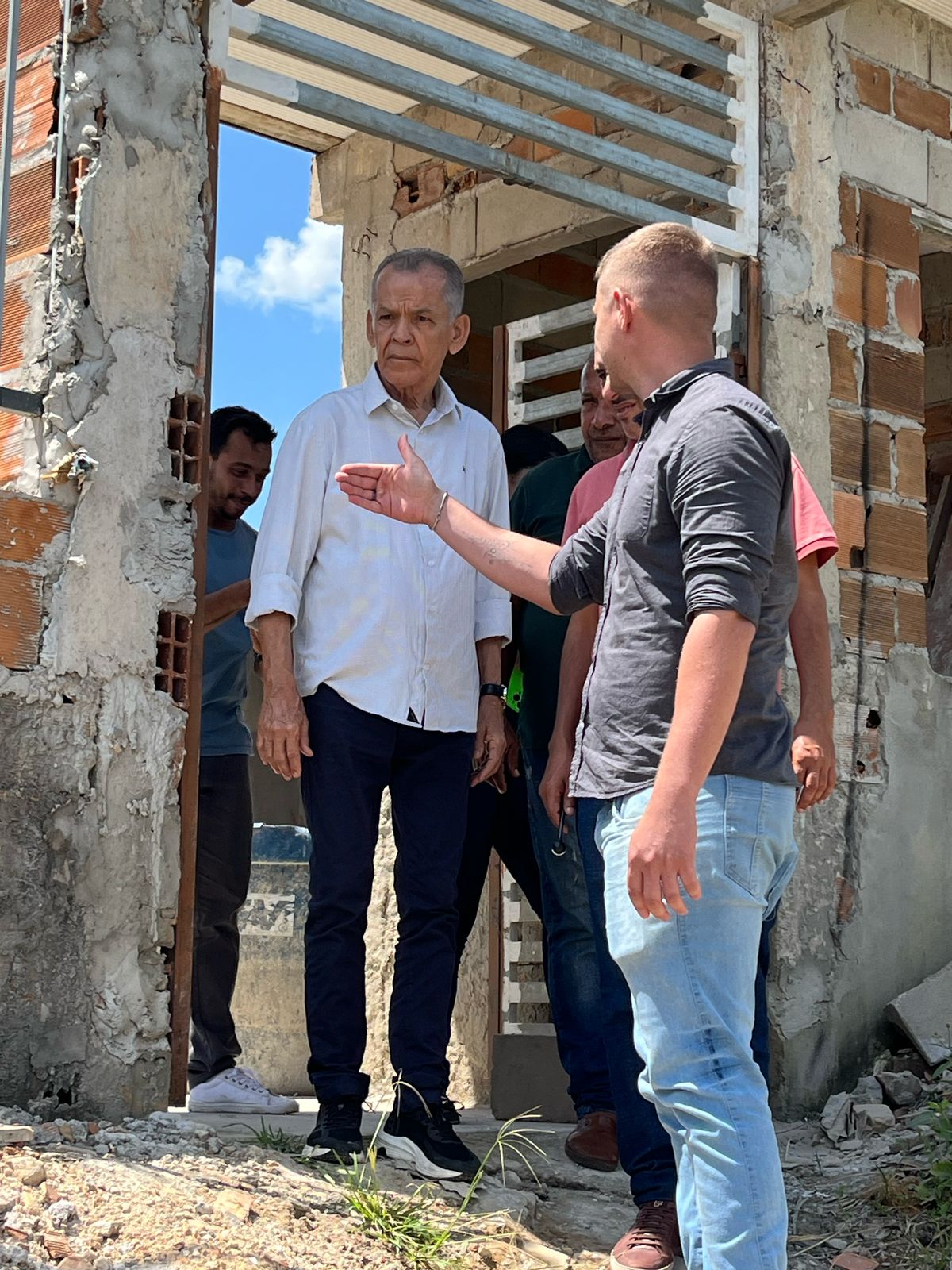 Prefeito Marcos Medrado visita comunidades rurais para conferir obras e ouvir demandas da população