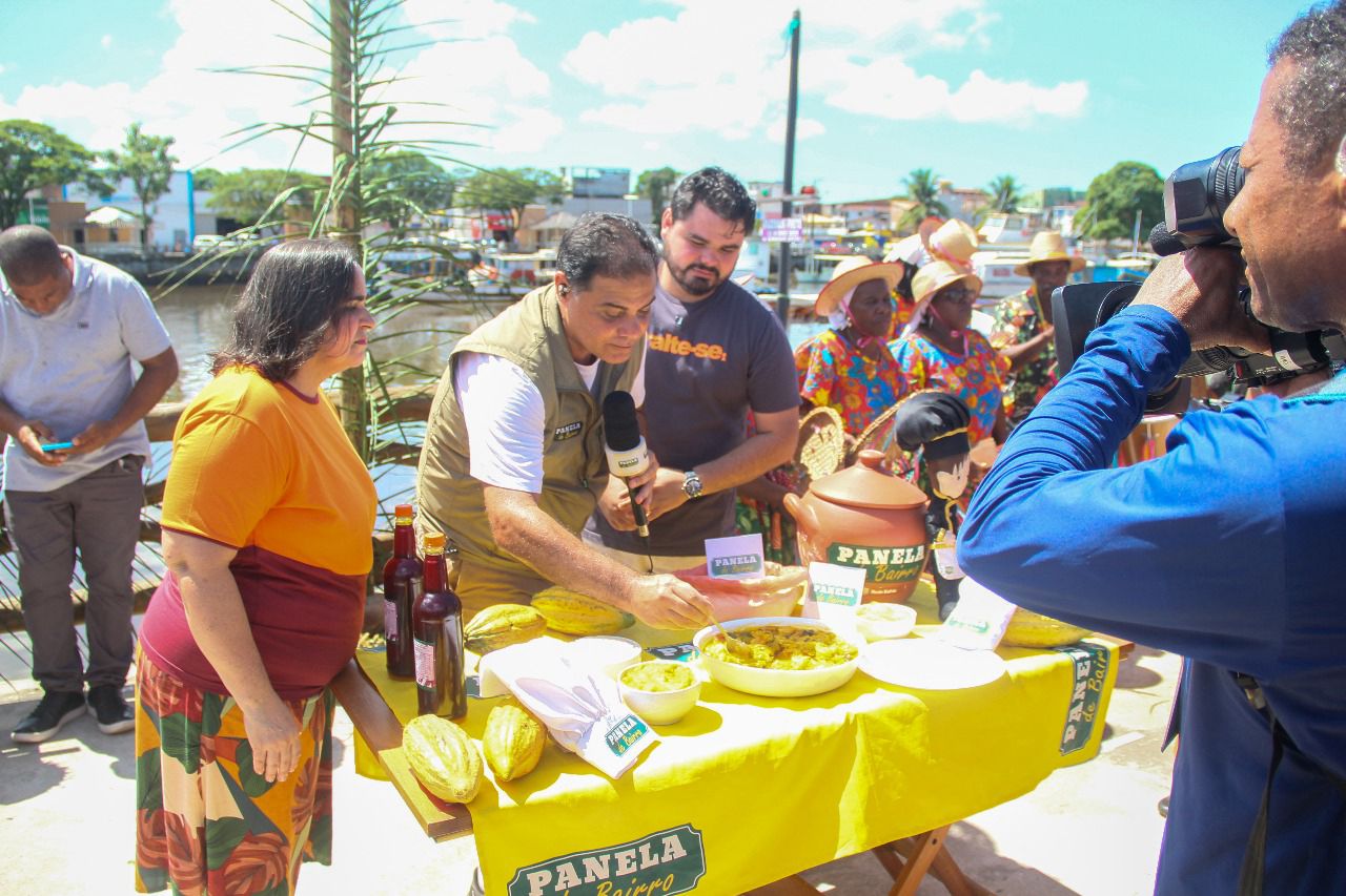 Valença conquista troféu Panela de Bairro com Moqueca de Robalo ao molho de camarão e quiabo