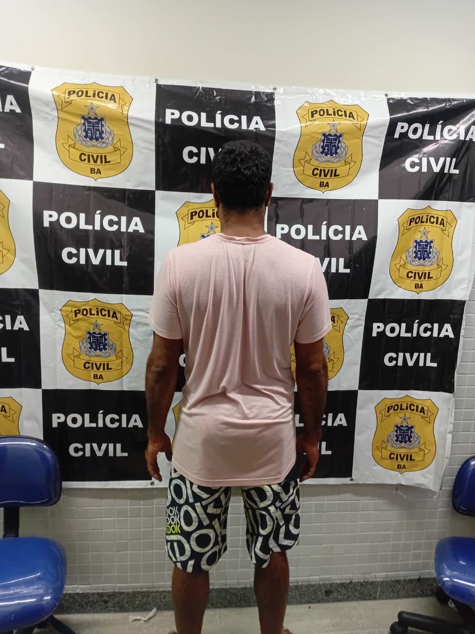 GCM Valença apreende foragido da justiça por estupro de vulnerável