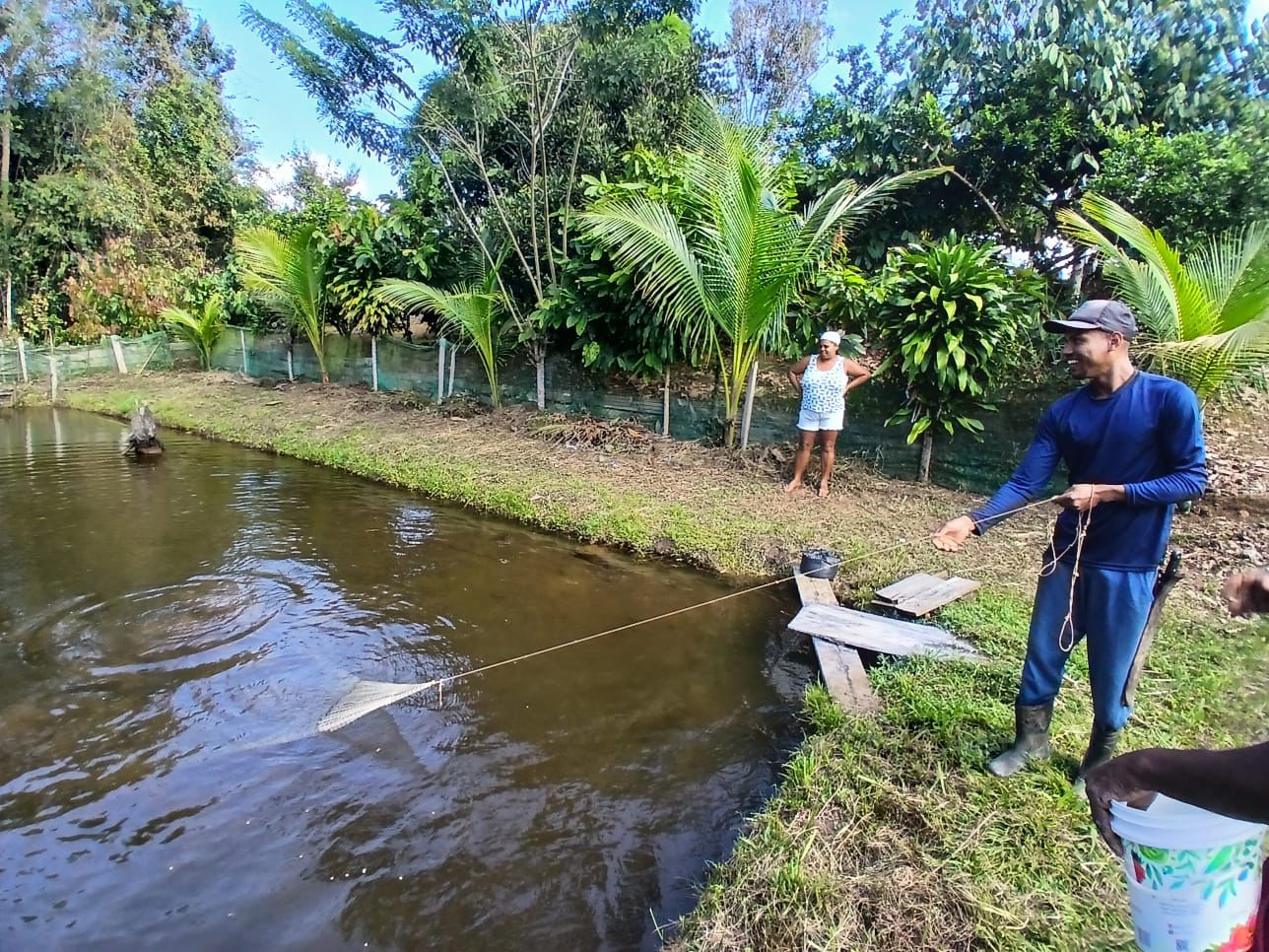 Prefeitura de Valença realiza visita técnica a piscicultores da zona rural