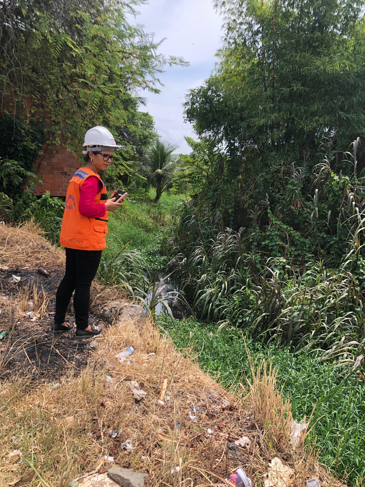 Defesa Civil realiza vistorias para prevenir alagamentos e deslizamentos na cidade