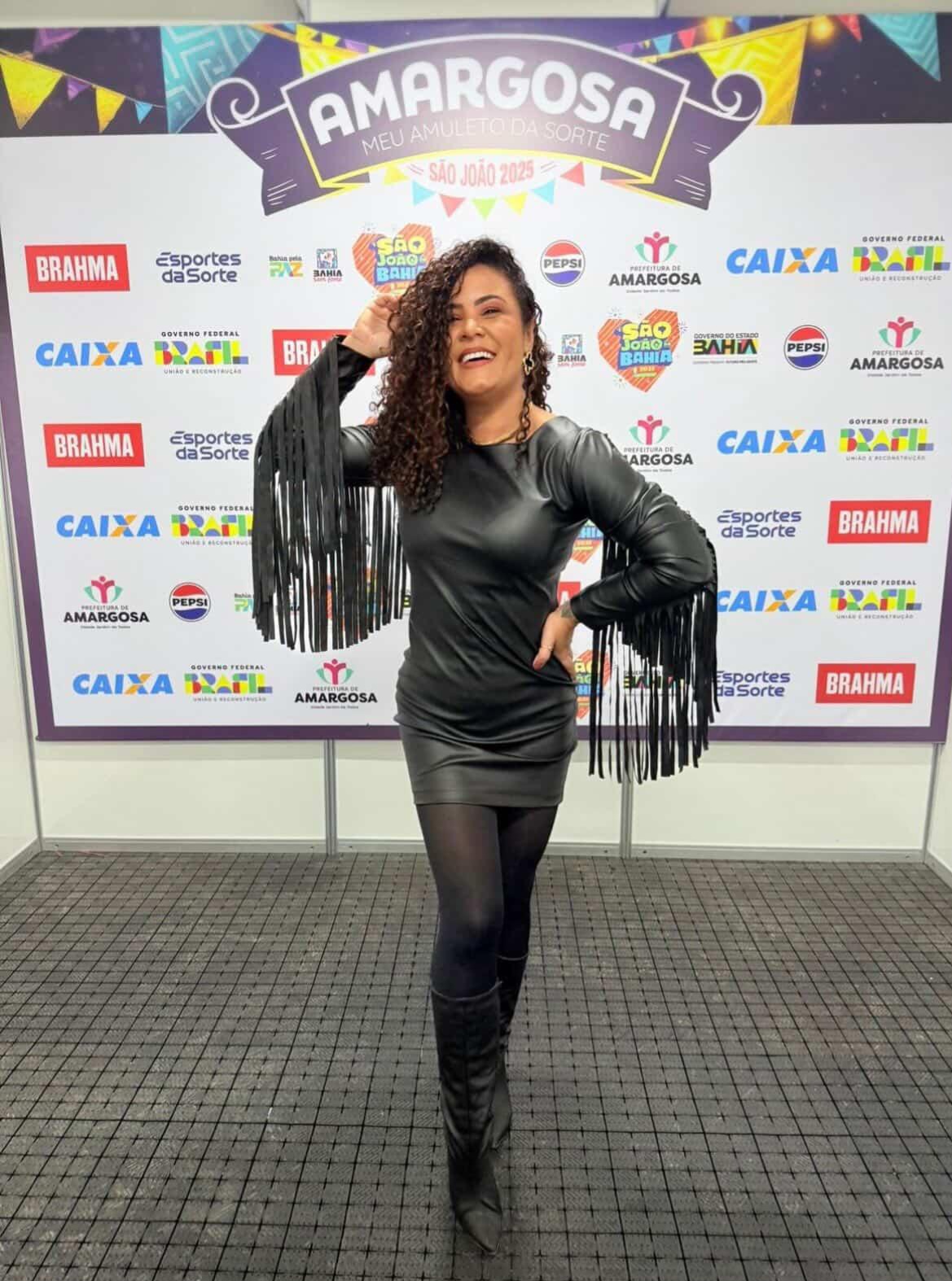 Após seis anos consecutivos à frente do São João de Amargosa, a jornalista e apresentadora Driele Veiga anunciou sua despedida