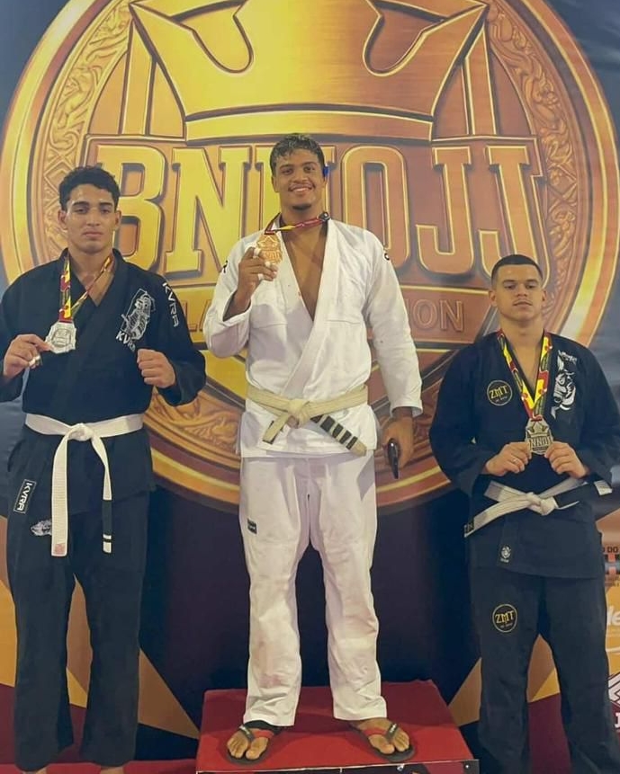 Atleta de Valença conquista ouro em competição regional de Jiu-Jitsu