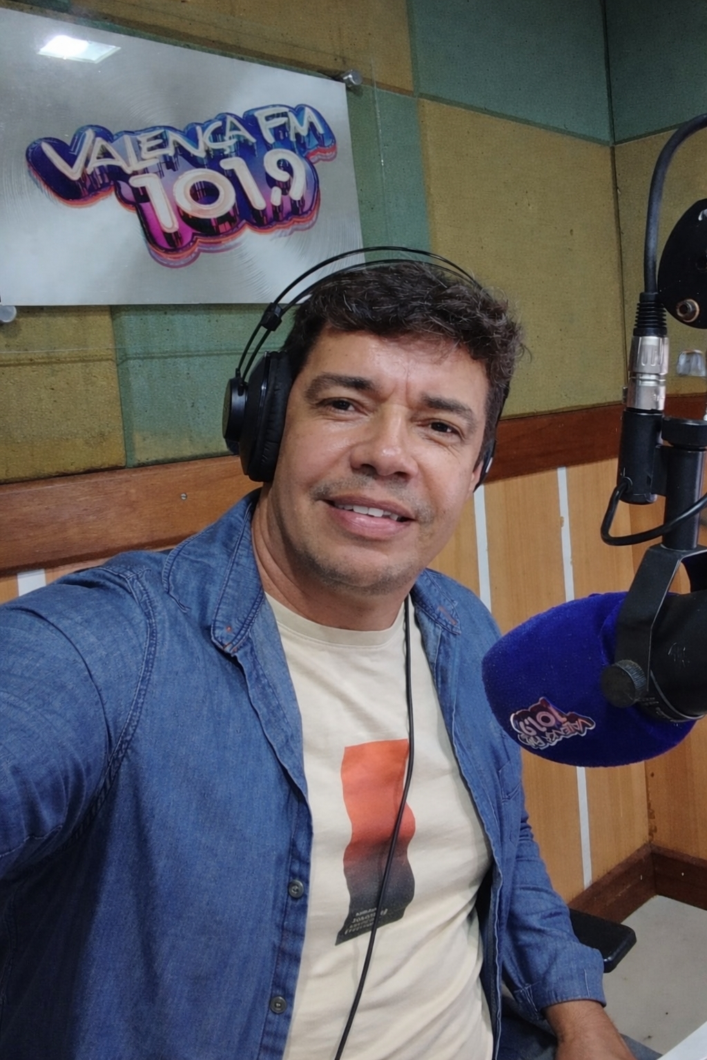 Entretenimento: Wilton Andrade assume o comando do tradicional programa “Trilha do Amor” na Rádio Valença FM