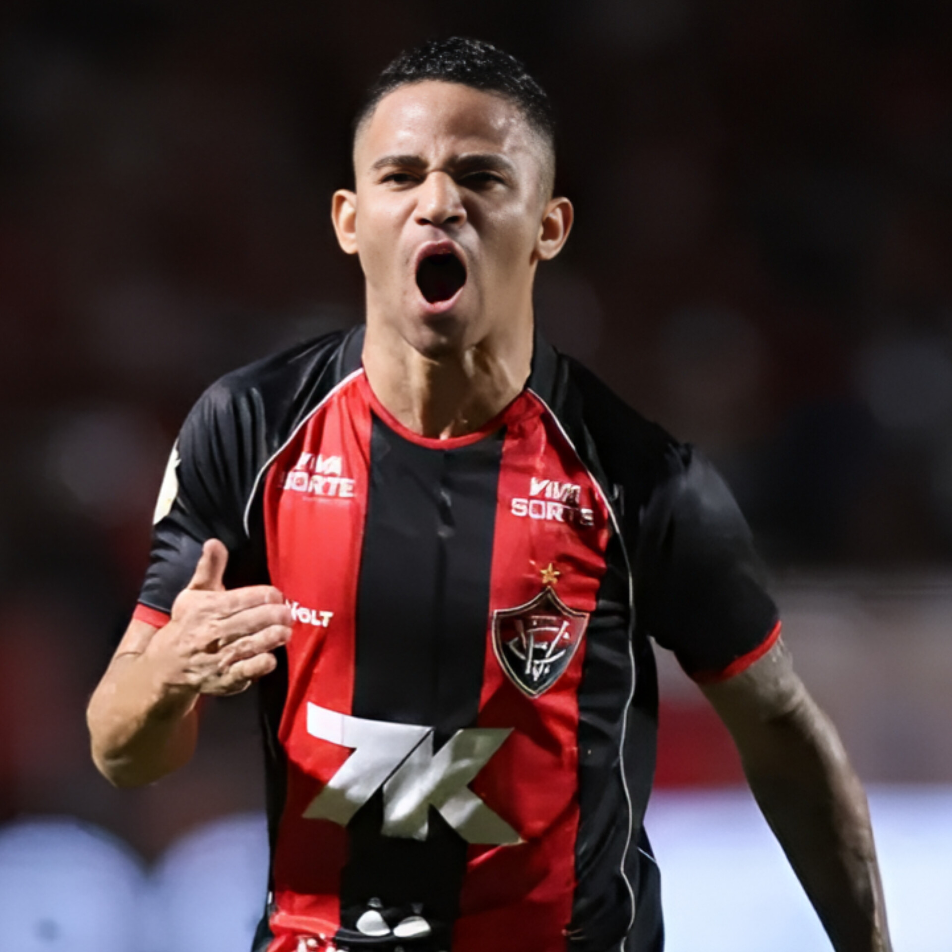 Pix de aniversário! Vitória elimina o Flamengo e avança às oitavas da Copa do Brasil