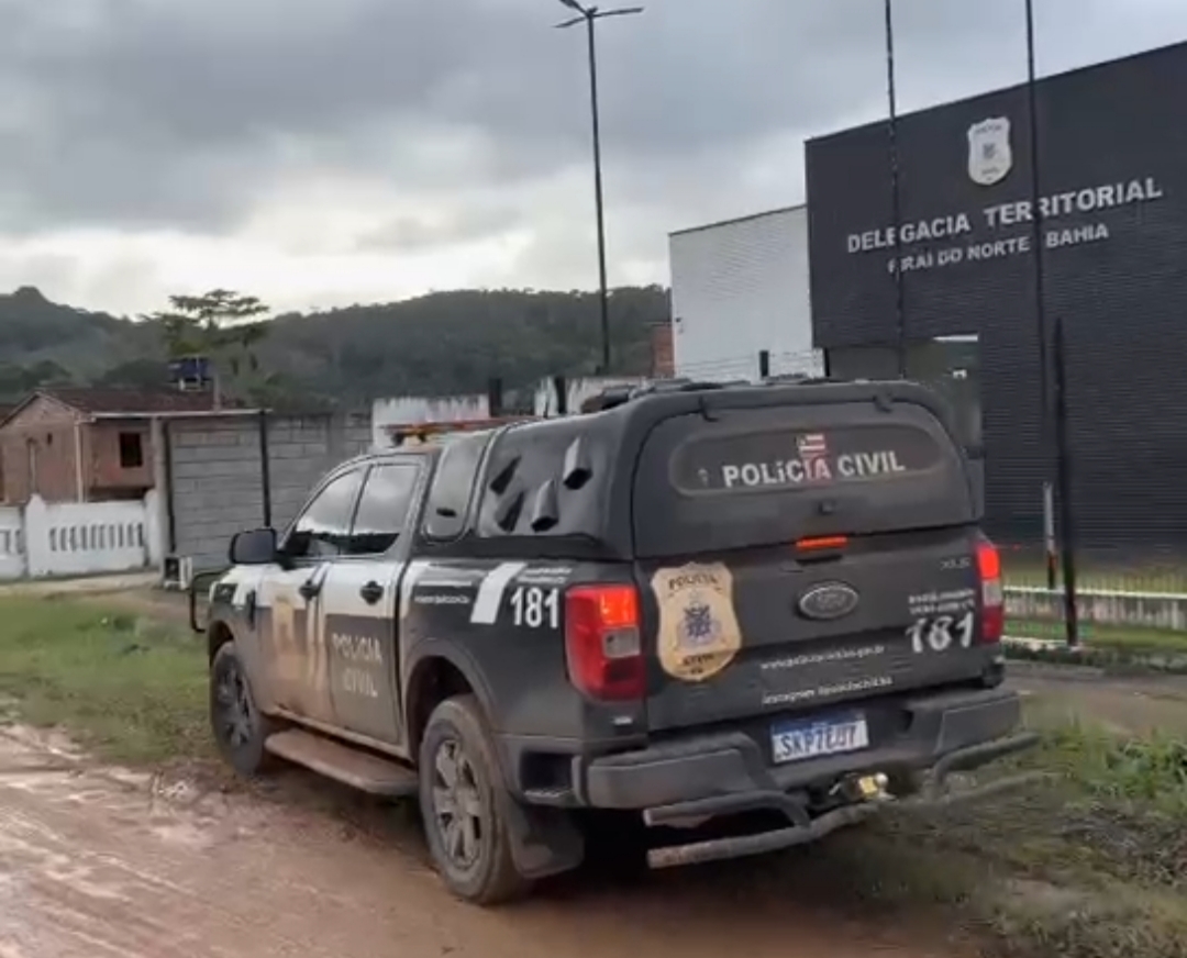 Polícia Civil realiza operação em Piraí do Norte e prende foragido da Justiça por tráfico de drogas