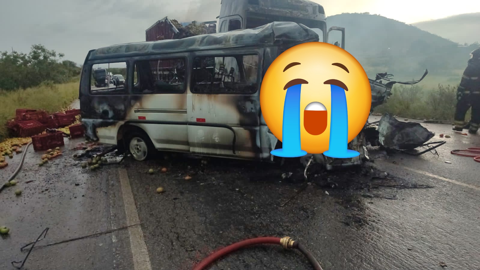 Grave colisão frontal na BA-262 deixa dois mortos na Serra dos Pombos