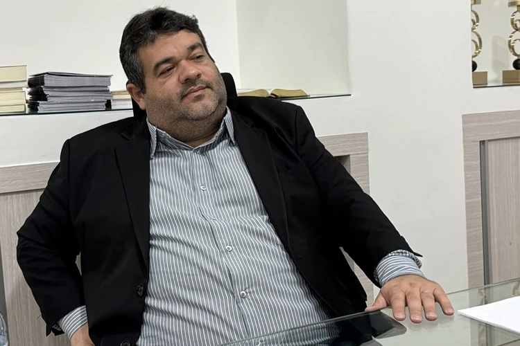 Ivan Cordeiro defende IPTU zero em ruas não pavimentadas