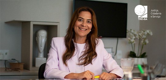 TRE-BA empossa a aracatuense Carina Canguçu como membro efetiva nesta quarta-feira (4)