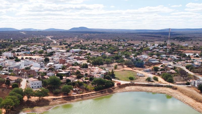 POLÍCIA MILITAR PRENDE HOMEM EM RIO DO ANTÔNIO APÓS AMEAÇAR IDOSA E PROFERIR INSULTOS RACISTAS