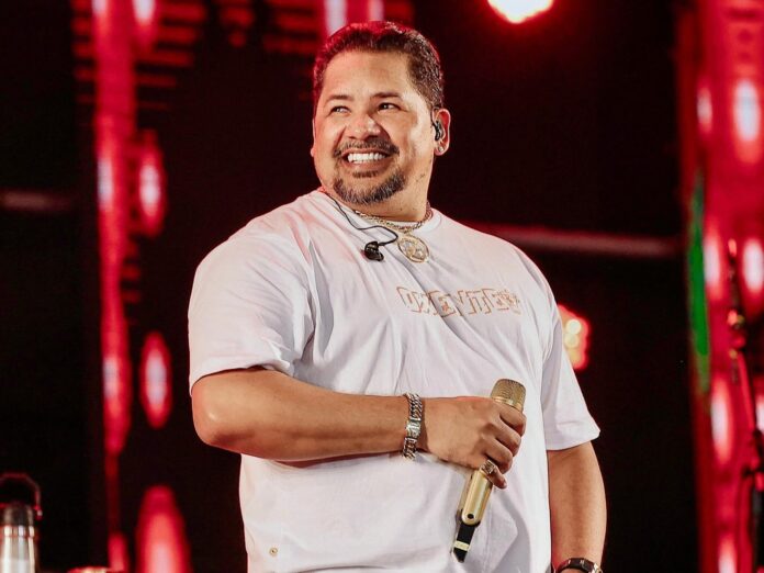Cantor Zezo é confirmado nos festejos de São Pedro de Brumado 2026