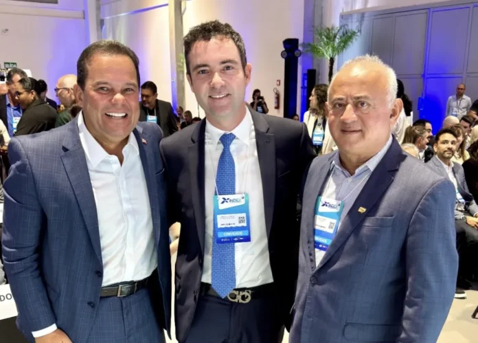 Prefeito Fabrício Abrantes marca presença no 2º INDEX Bahia em busca de novas oportunidades para Brumado