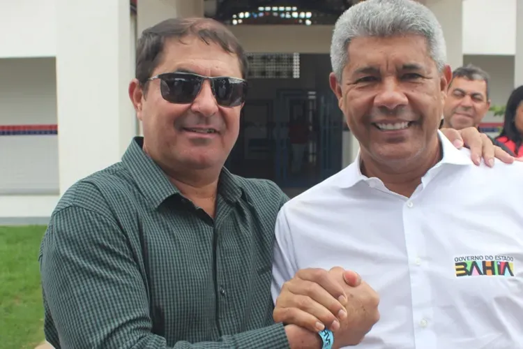 Prefeito Beto de Preto Neto, de Malhada de Pedras, reforça pedido por unidade da Farmácia da Bahia