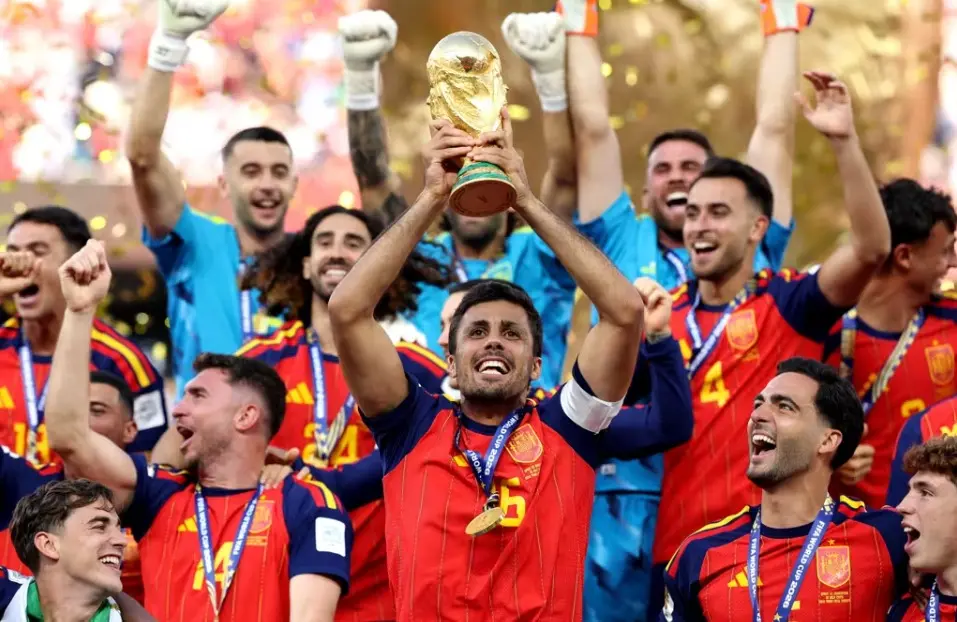 Espanha vence Argentina e conquista o bicampeonato da Copa do Mundo