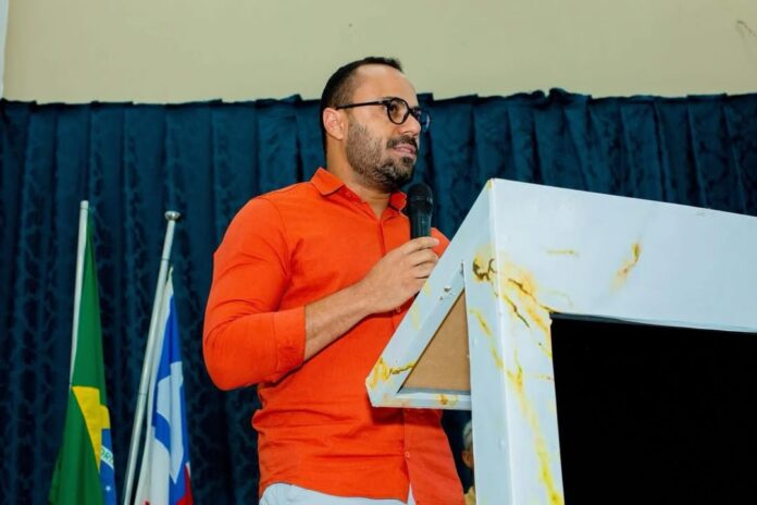 Lázaro Fernandes destaca importância da inclusão, planejamento e valorização na Jornada Pedagógica em Presidente Jânio Quadros