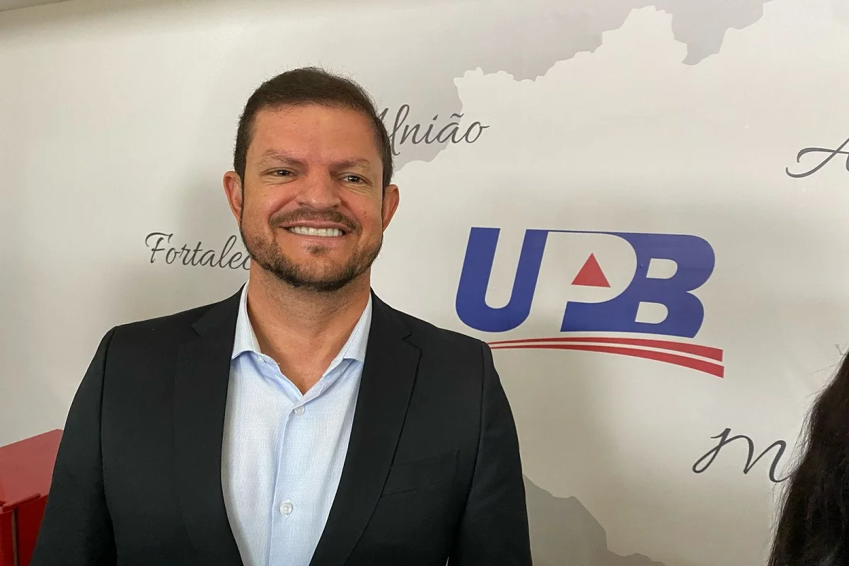 Quinho, ex-prefeito de Belo Campo e ex-presidente da UPB, deve ser o escolhido da prefeita Braulina de Aracatu para disputar uma vaga de deputado estadual.