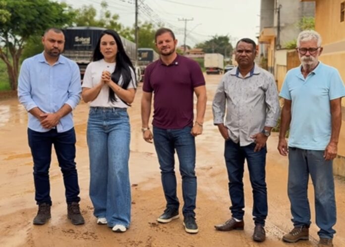 Quinho reforça compromisso com melhorias em São João da Vitória durante visita ao Batuque em Vit. da Conquista