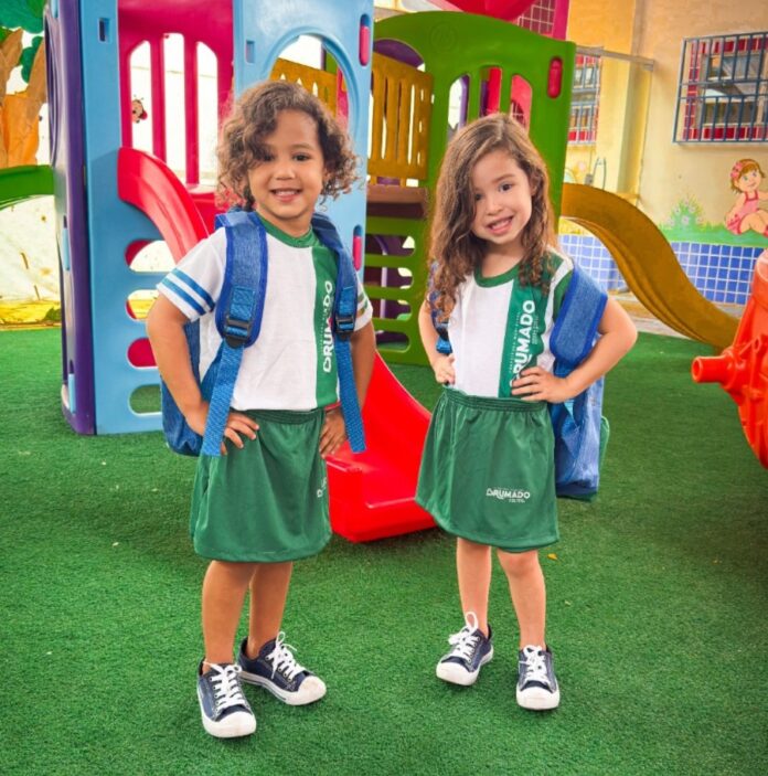 Título Prefeitura de Brumado inicia entrega de fardamentos para alunos da rede municipaldo seu post...