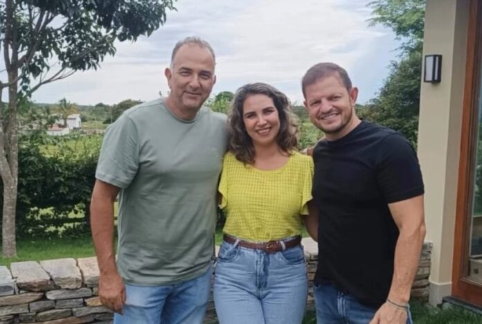 Quinho se reúne com lideranças de Tremedal e recebe novos apoios à pré-candidatura a deputado estadual